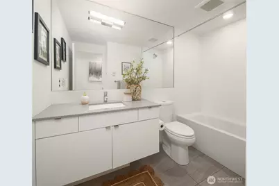 3611 Whitman Avenue N, Seattle, WA 98103 - Photo 35