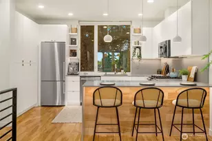 3611 Whitman Ave N, Seattle, WA 98103 - Photo 13