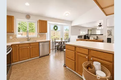 1823 164th Street E, Tacoma, WA 98445 - Photo 7