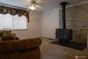 9921 43rd St Ct E, Edgewood, WA 98371 - Photo 13