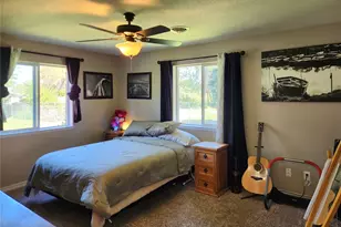 131 SE 3rd Ave, Milton-Freewater, OR 97862 - Photo 5