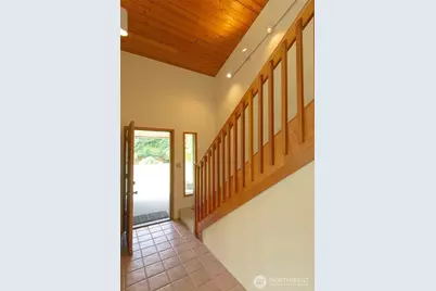 1526 36th Avenue W, Olympia, WA 98506 - Photo 3