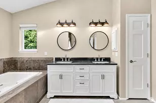 1115 Hemlock Ave SW, North Bend, WA 98045 - Photo 23