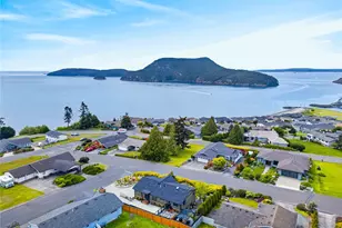 4708 Queen Ann Way, Anacortes, WA 98221 - Photo 3