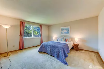 1301 S 236th Place, Des Moines, WA 98198 - Photo 13