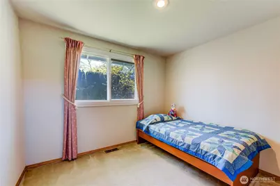 1301 S 236th Place, Des Moines, WA 98198 - Photo 21