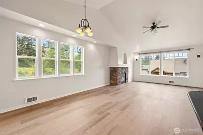 2607 Plum Court #B, Port Angeles, WA 98363 - Photo 7