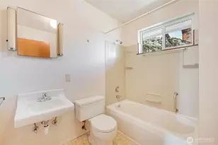 340 Pierce St, Port Townsend, WA 98368 - Photo 25