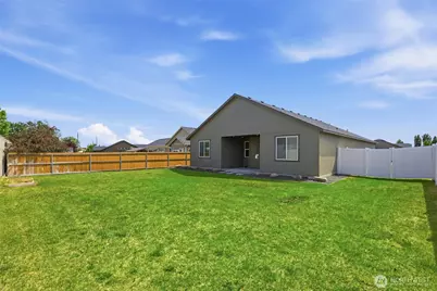 425 S Trillium Way, Moses Lake, WA 98837 - Photo 23