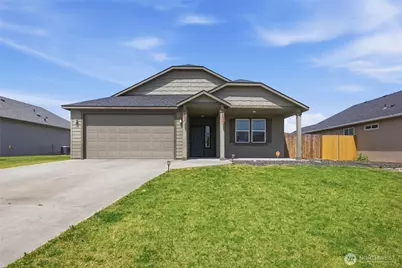 425 S Trillium Way, Moses Lake, WA 98837 - Photo 1