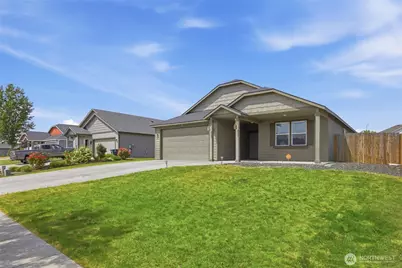425 S Trillium Way, Moses Lake, WA 98837 - Photo 3