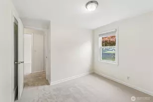 517 Bronson Way NE, Renton, WA 98056 - Photo 19