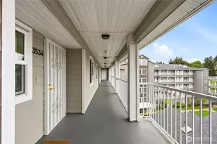 1318 37th St, Everett, WA 98201 - Photo 3