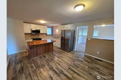 212 173rd Street E, Spanaway, WA 98387 - Photo 9