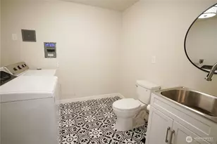 154 NE 115th, Seattle, WA 98125 - Photo 11