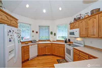 8058 SE Halfmoon Lane, Port Orchard, WA 98367 - Photo 7