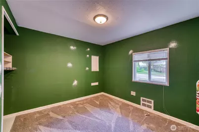 7924 Ohana Place NE, Bremerton, WA 98311 - Photo 21
