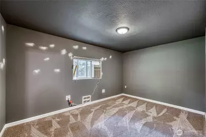 7924 Ohana Place NE, Bremerton, WA 98311 - Photo 25
