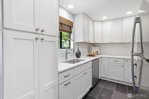 10209 31st Ave SW, Seattle, WA 98146 - Photo 7