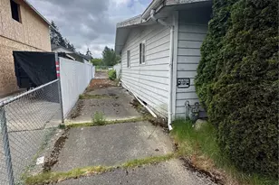 6712 27th St W, University Place, WA 98466 - Photo 5