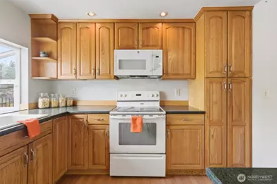 12220 SE 217th Place, Kent, WA 98031 - Photo 9