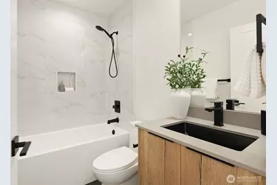 7332 25th Avenue NW, Seattle, WA 98117 - Photo 19