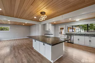 1117 N Hawthorne St, Tacoma, WA 98406 - Photo 3