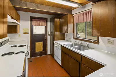 32615 82nd Avenue S, Roy, WA 98580 - Photo 5