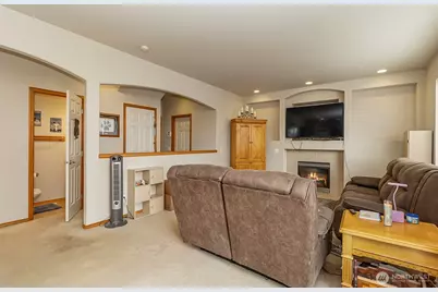 6822 38th Place NE, Marysville, WA 98270 - Photo 13