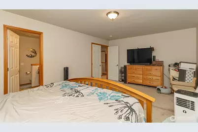 6822 38th Place NE, Marysville, WA 98270 - Photo 17