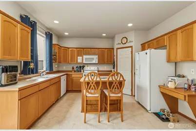 6822 38th Place NE, Marysville, WA 98270 - Photo 25