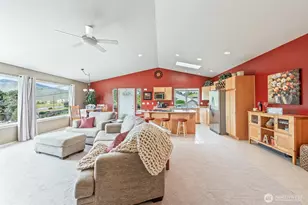 316 Easy St, Wenatchee, WA 98801 - Photo 5