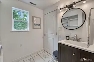 21225 NE 12th St, Sammamish, WA 98074 - Photo 29