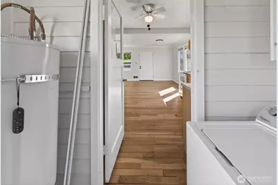 209 E Eleventh Street, Port Angeles, WA 98362 - Photo 13