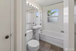 209 E 11th St, Port Angeles, WA 98362 - Photo 15