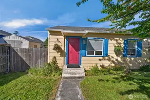209 E 11th St, Port Angeles, WA 98362 - Photo 3