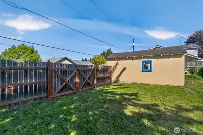 209 E Eleventh Street, Port Angeles, WA 98362 - Photo 27