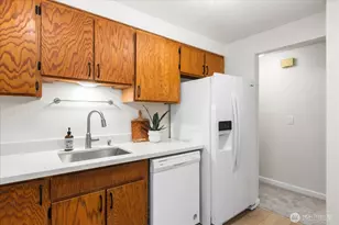 4401 216th St SW, Mountlake Terrace, WA 98043 - Photo 11