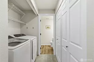 2044 Newport Way NW, Issaquah, WA 98027 - Photo 27