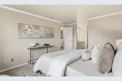 2044 Newport Way NW #11-6, Issaquah, WA 98027 - Photo 21