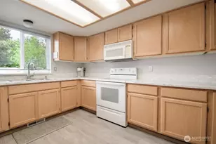 3011 Sugarloaf St SE, Olympia, WA 98501 - Photo 13