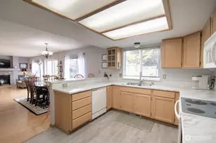 3011 Sugarloaf St SE, Olympia, WA 98501 - Photo 11