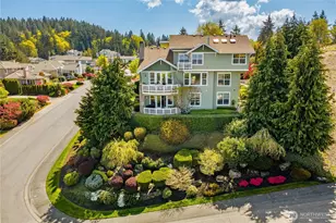8305 144th Ave SE, Newcastle, WA 98059 - Photo 1