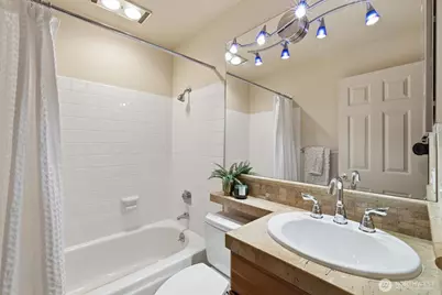 2929 76th Avenue SE #410, Mercer Island, WA 98040 - Photo 21
