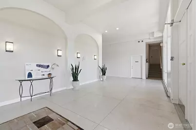 2929 76th Avenue SE #410, Mercer Island, WA 98040 - Photo 27