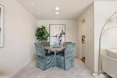 2929 76th Avenue SE #410, Mercer Island, WA 98040 - Photo 9