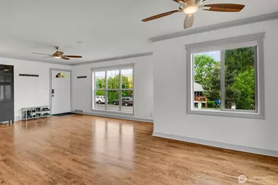 10820 Lake Ridge Drive S, Seattle, WA 98178 - Photo 3