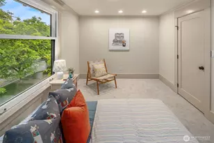 602 18th Ave E, Seattle, WA 98112 - Photo 17
