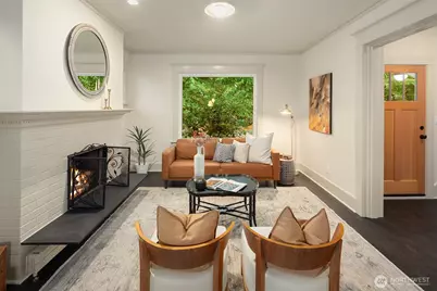 602 18th Avenue E, Seattle, WA 98112 - Photo 3