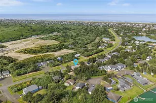 300 Marine View Dr SW, Ocean Shores, WA 98569 - Photo 3